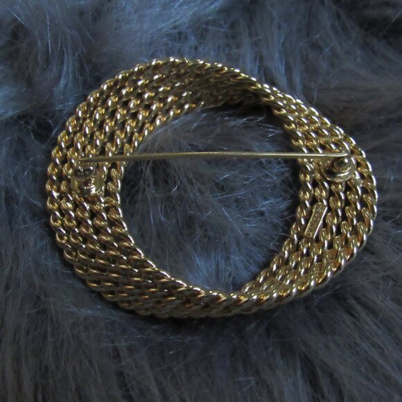 CLASSIC MONET BROOCH-OVAL TWISTED GOLD ROPE-PIN-TRENDY-UNISEX - Picture 5 of 7